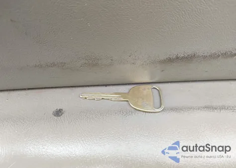 2004 Chevrolet Suburban 1500 Lt from USA, damaged, VIN 3GNEC16Z04G303717